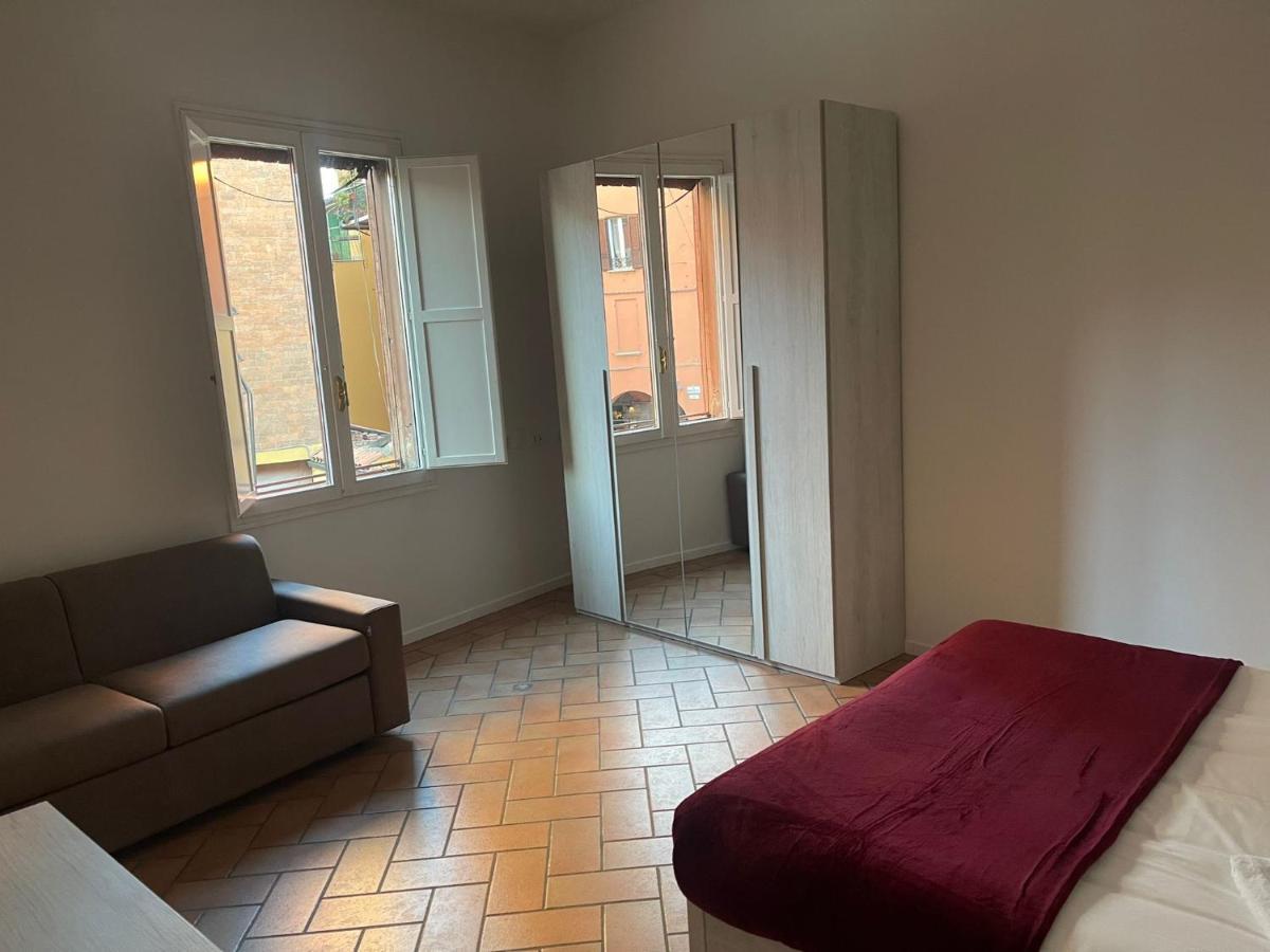 Апартаменти 45 - Tourist House Bologna Oberdan - Self Check-In Екстер'єр фото