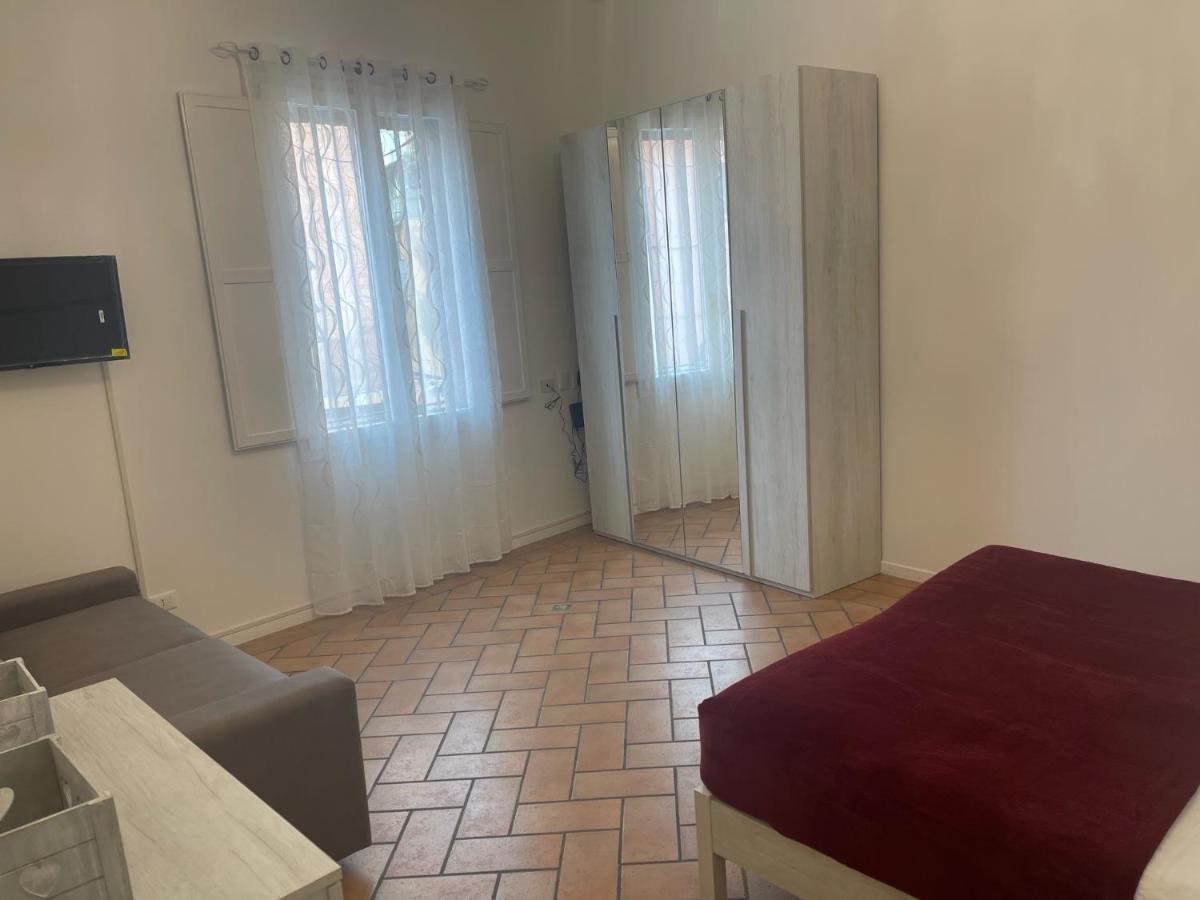 Апартаменти 45 - Tourist House Bologna Oberdan - Self Check-In Екстер'єр фото